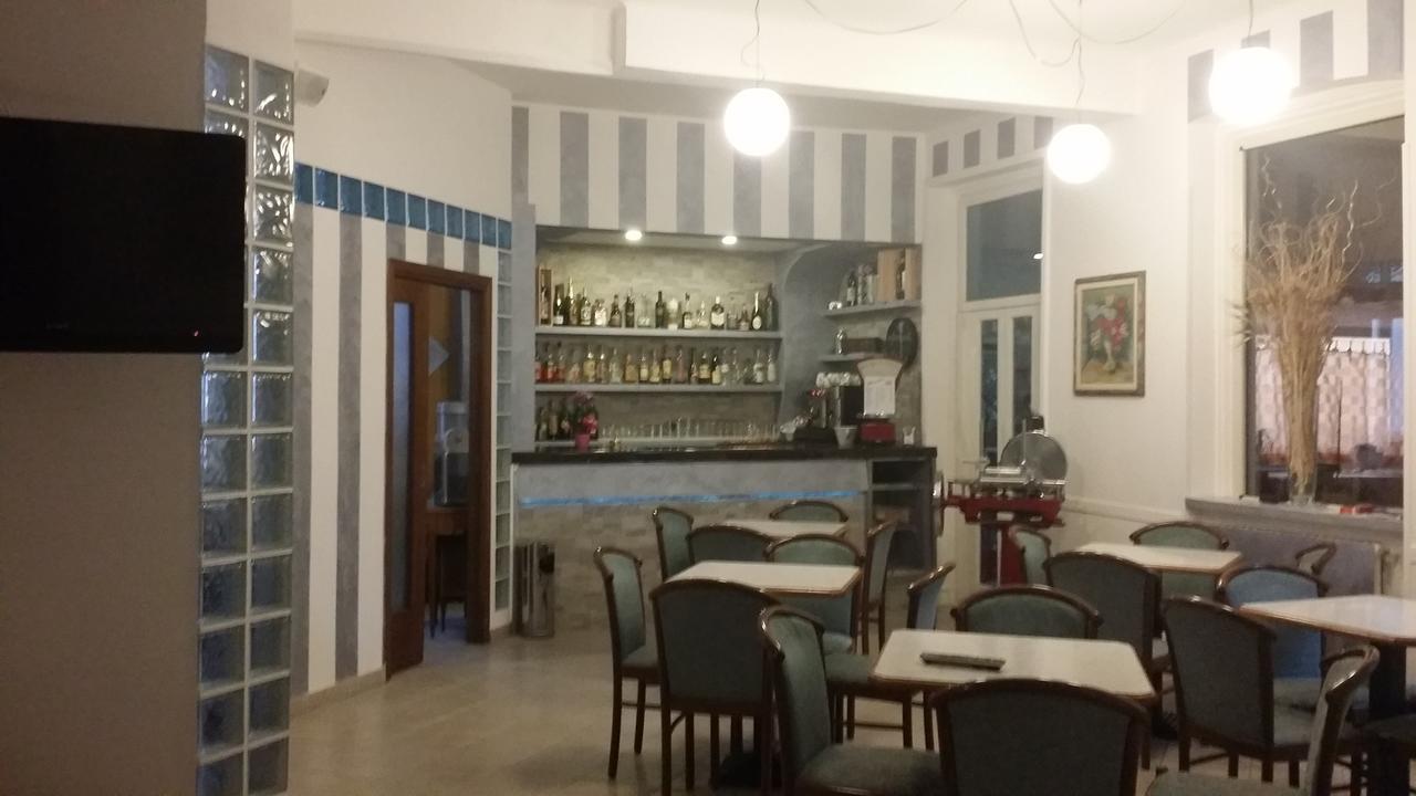 Hotel San Giorgio Алассио Экстерьер фото