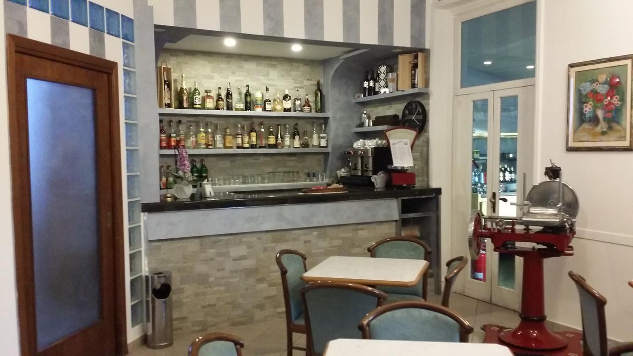 Hotel San Giorgio Алассио Экстерьер фото